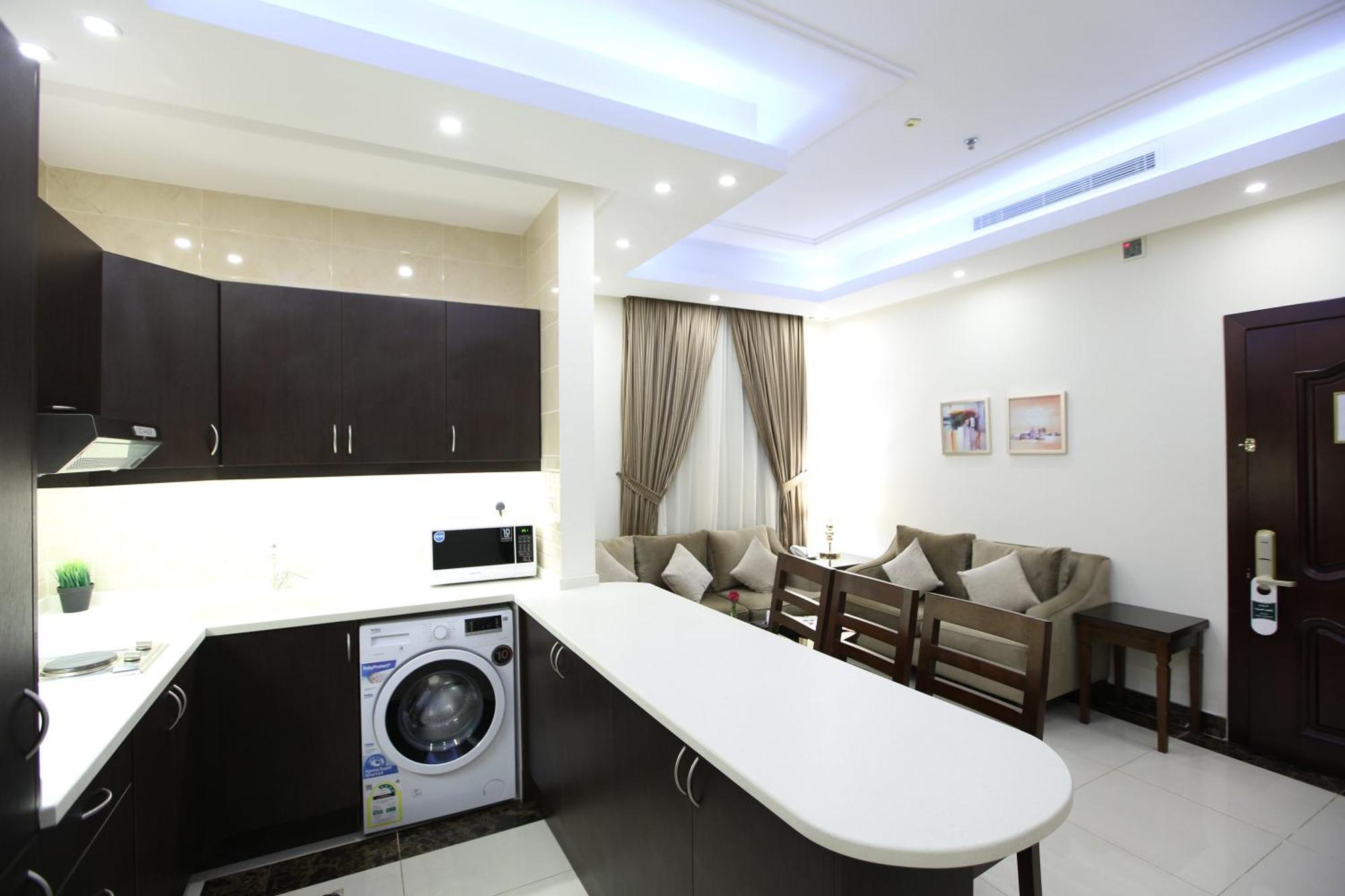 Sun Park Hotel Suites Джедда Экстерьер фото