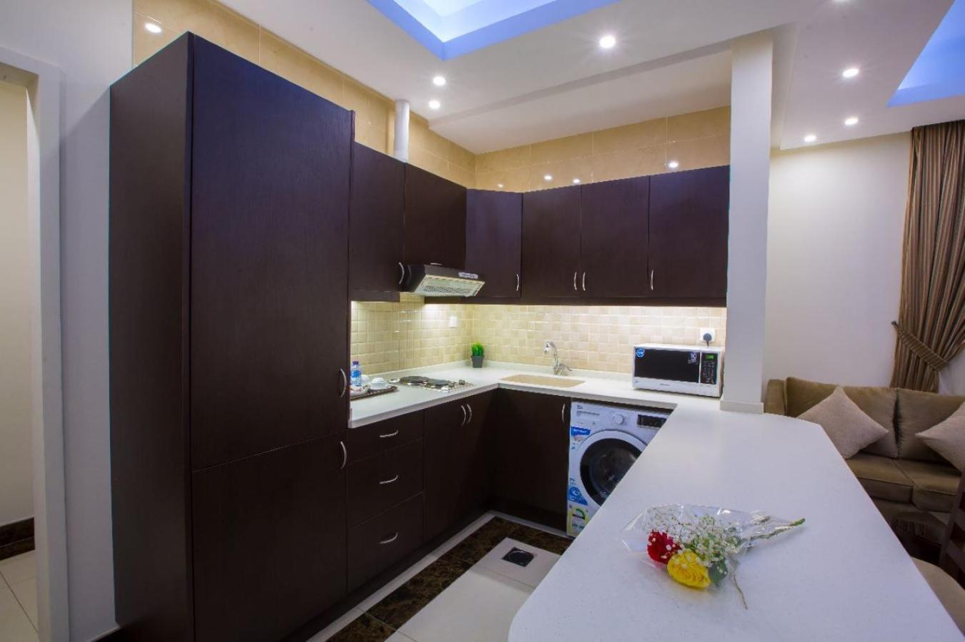 Sun Park Hotel Suites Джедда Экстерьер фото