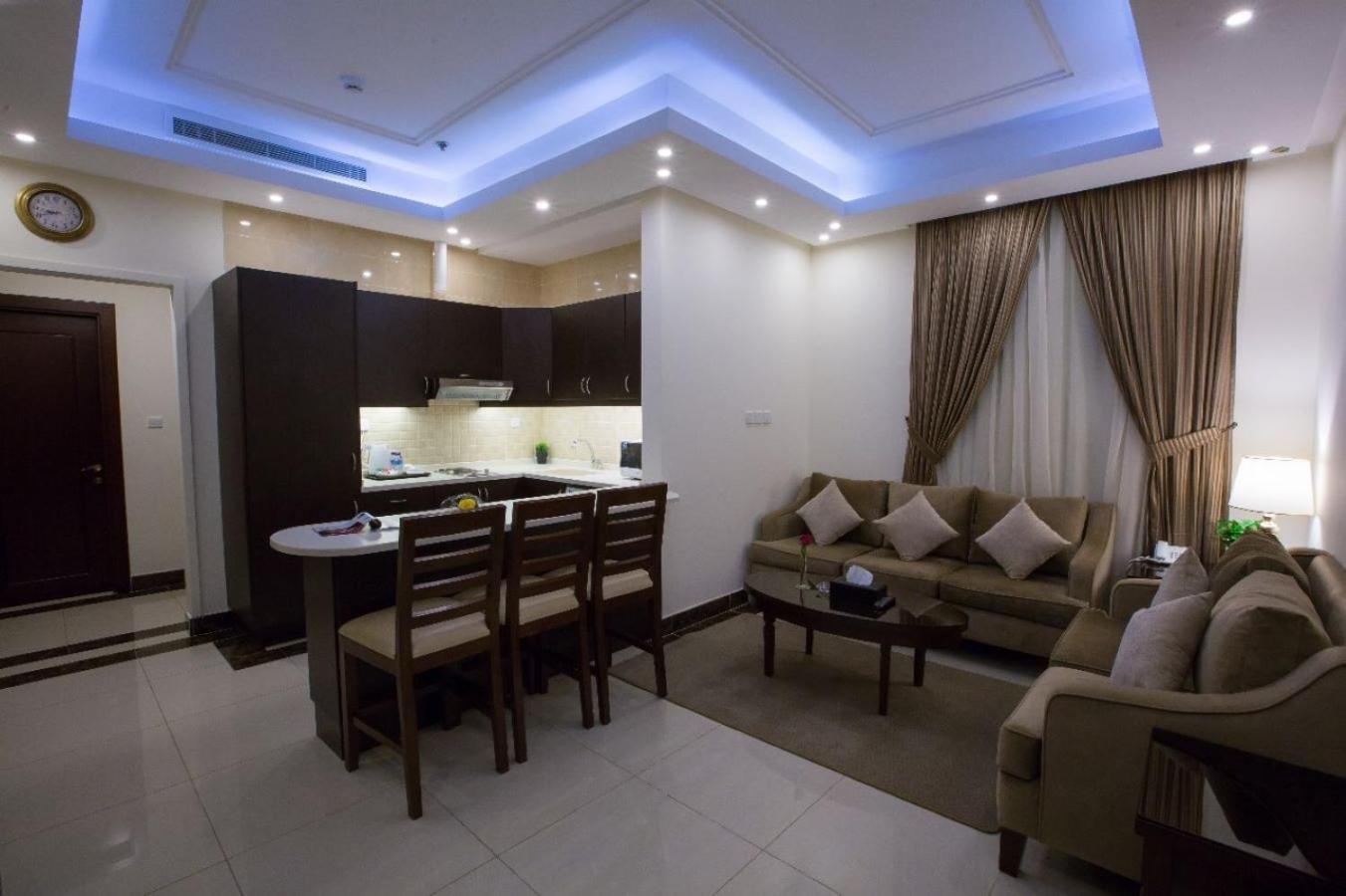 Sun Park Hotel Suites Джедда Экстерьер фото