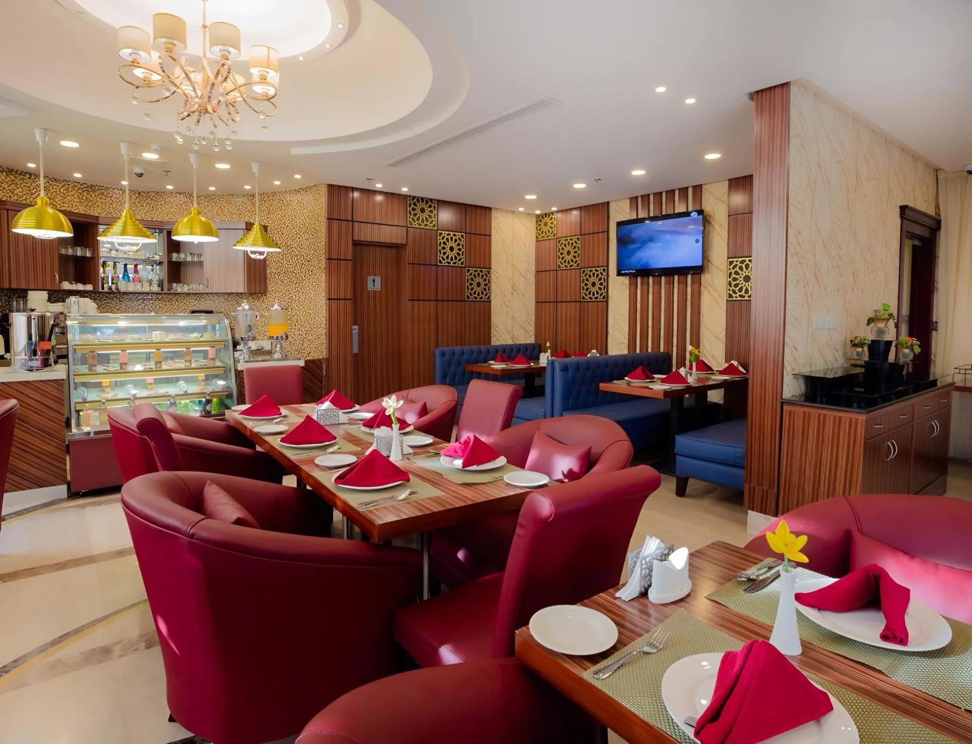 Sun Park Hotel Suites Джедда Экстерьер фото